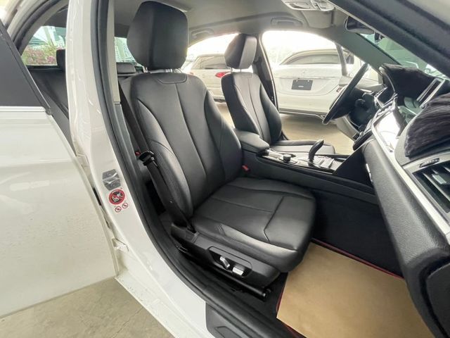 頂級一手車 配備~單記憶座椅/5AS/摸門/倒車顯影/LED頭燈  車況保證 認證車 可全貸 (北安店)  第7張相片