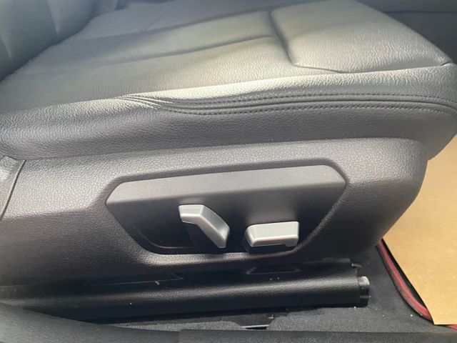 頂級一手車 配備~單記憶座椅/5AS/摸門/倒車顯影/LED頭燈  車況保證 認證車 可全貸 (北安店)  第8張相片