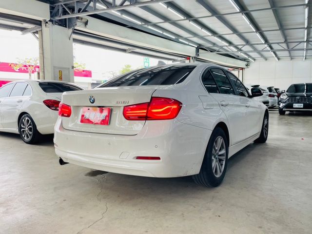 頂級一手車 配備~單記憶座椅/5AS/摸門/倒車顯影/LED頭燈  車況保證 認證車 可全貸 (北安店)  第18張相片