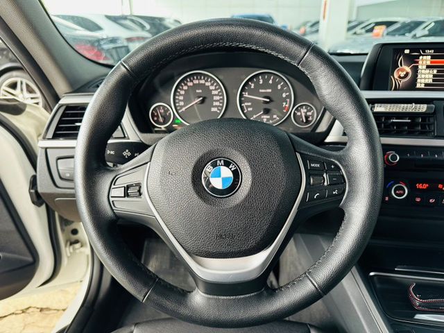 一手女用車 I-KEY/摸門/雙電動座椅/HK音響/HUD 認證車 里程保證 可全貸 (北安店)  第14張相片