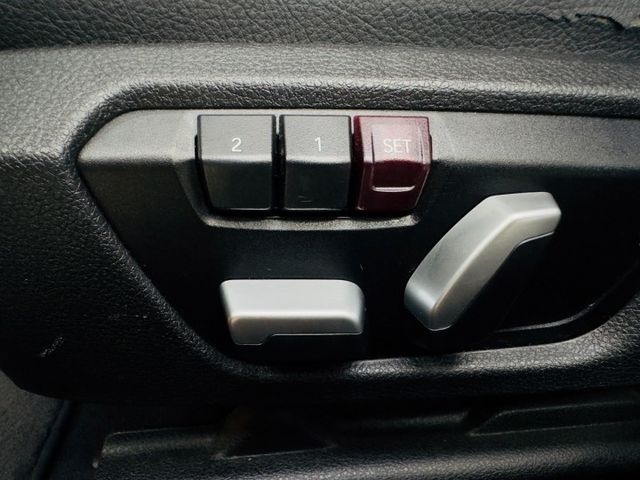 2016年式 ~配備~I-KEY/雙電動椅/倒車顯影/LED  認證車 可全貸 (北安店)  第16張相片