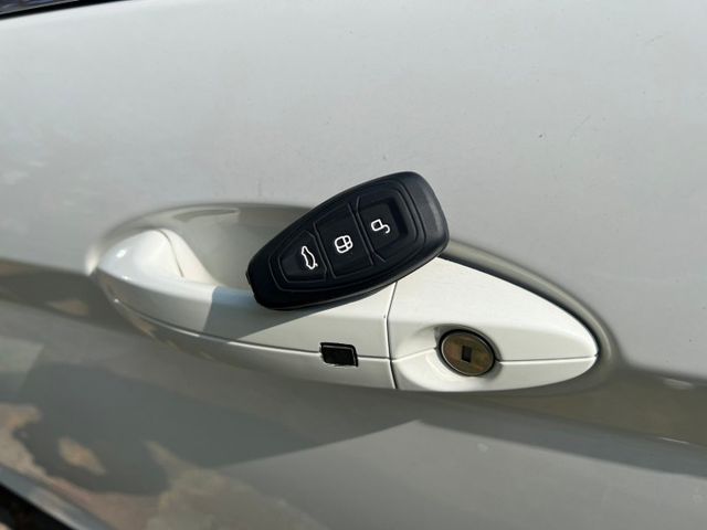 ECOBOOST運動型  I-KEY/摸門/倒車顯影/導航/防滑 可全貸 (北安店)  第16張相片