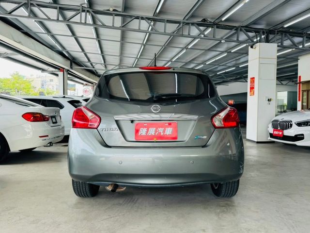 SL旗艦 配備~I-KEY/摸門/HUD/導航/倒車顯影 認證車 (海佃店)  第18張相片