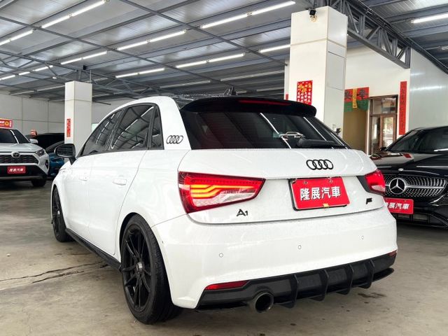 一手車  配備~HID/衛星導航/安卓機/倒車顯影/怠速熄火/CARPLAY  原鈑件 (海佃店)  第20張相片