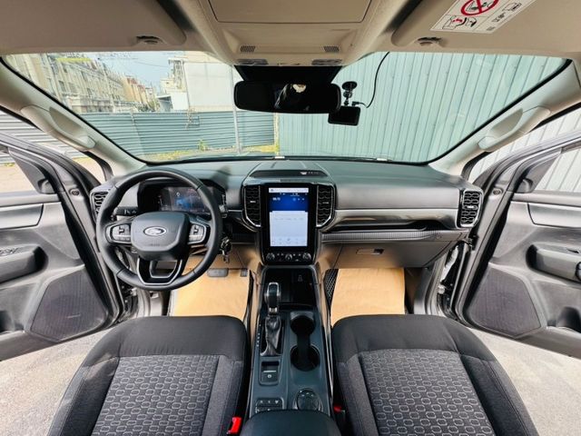 TURBO 配備~恆溫/定速/倒車顯影/導航/ACC/車道置中/CARPLAY/盲點/防滑/怠速熄火(海佃店)  第8張相片