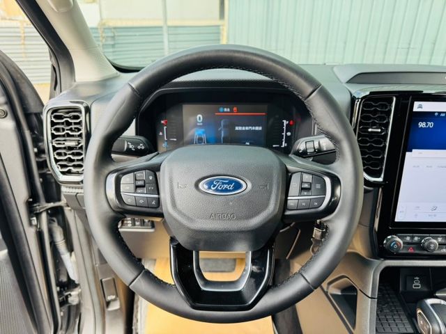 TURBO 配備~恆溫/定速/倒車顯影/導航/ACC/車道置中/CARPLAY/盲點/防滑/怠速熄火(海佃店)  第9張相片