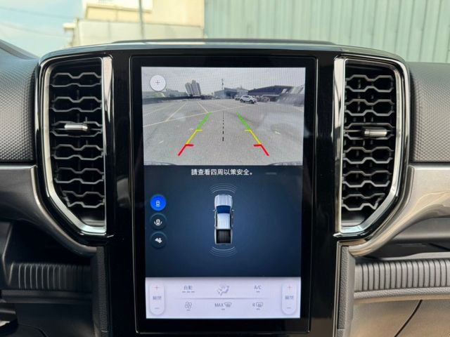 TURBO 配備~恆溫/定速/倒車顯影/導航/ACC/車道置中/CARPLAY/盲點/防滑/怠速熄火(海佃店)  第10張相片
