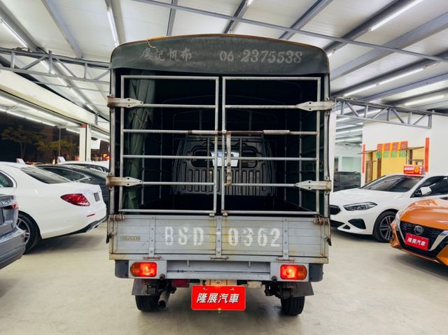 配備~防滑/ABS/高低可調大燈  原鈑件 賺錢車 里程保證 車況認證 可全貸 (海佃店)  第9張相片