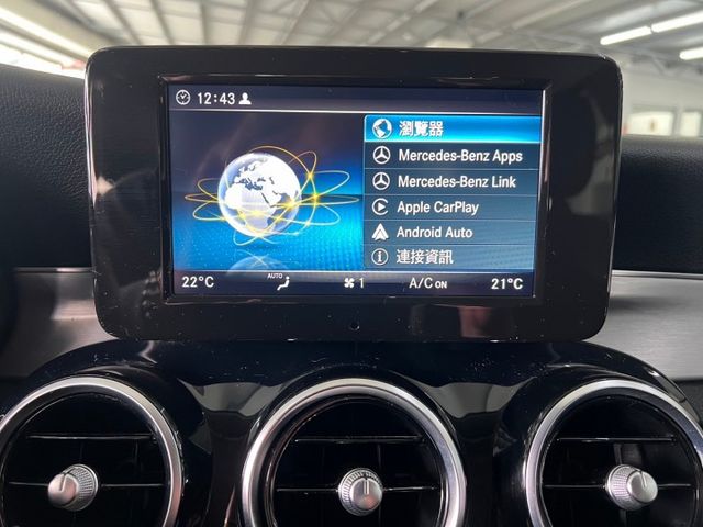 配備~雙電動座椅/換檔撥片/I-KEY/摸門/CARPLAY/倒車顯影/定速/盲點/防滑/胎壓  原鈑件 (北安店)  第10張相片