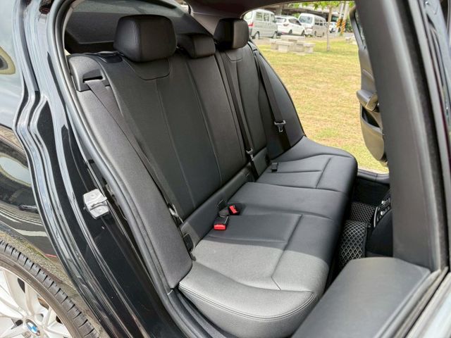 運動版 原版件 雙電動座椅/定速/倒車顯影/I-KEY/怠速熄火/車道偏離/防追撞/單記憶座椅 (海佃店)  第7張相片