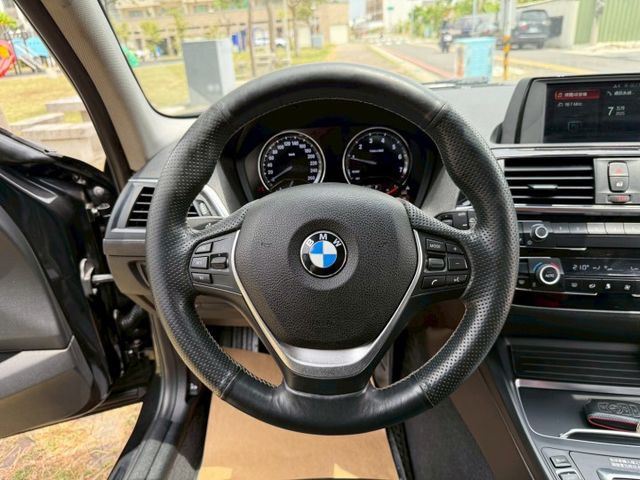 運動版 原版件 雙電動座椅/定速/倒車顯影/I-KEY/怠速熄火/車道偏離/防追撞/單記憶座椅 (海佃店)  第9張相片