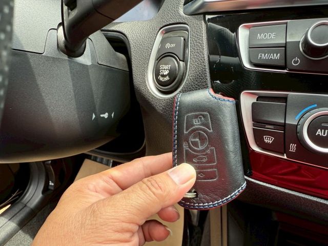 運動版 原版件 雙電動座椅/定速/倒車顯影/I-KEY/怠速熄火/車道偏離/防追撞/單記憶座椅 (海佃店)  第12張相片