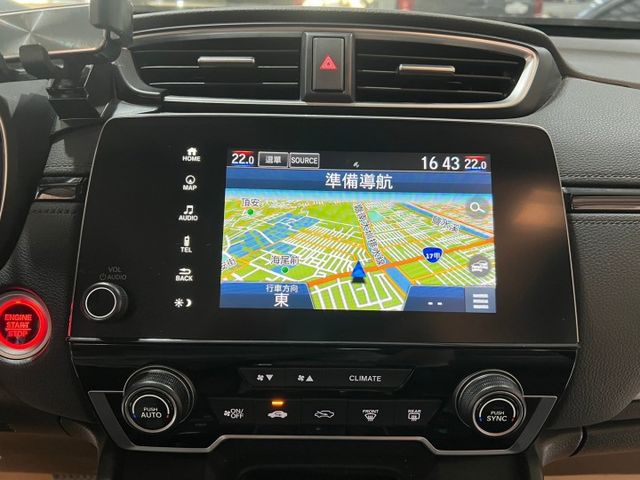 VTi-S 配備~ACC/定速/CARPLAY/I-KEY/摸門/車道置中/電動尾門/換檔撥片/無線充電板 (海佃店)  第11張相片