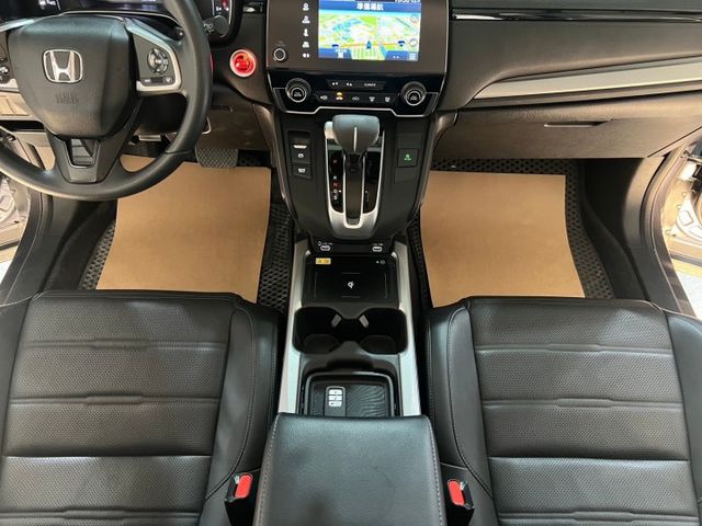 VTi-S 配備~ACC/定速/CARPLAY/I-KEY/摸門/車道置中/電動尾門/換檔撥片/無線充電板 (海佃店)  第12張相片