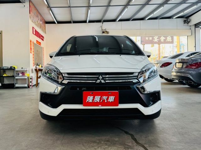尊貴型 配備~ABS/恆溫/大燈水平調整 原廠保養 全車原鈑件 (北安店)  第2張相片