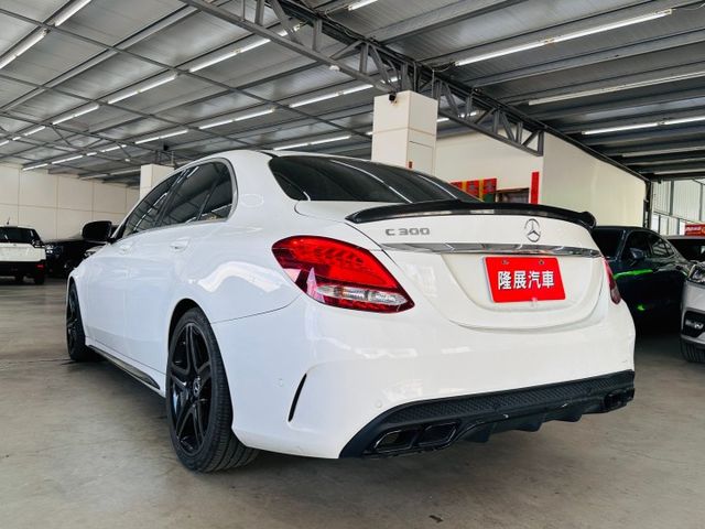 配備~定速/倒車顯影/衛星導航/I-KEY/雙電動座椅/換檔撥片/安卓機/LED光型大燈 全車原鈑件(海佃店)  第20張相片