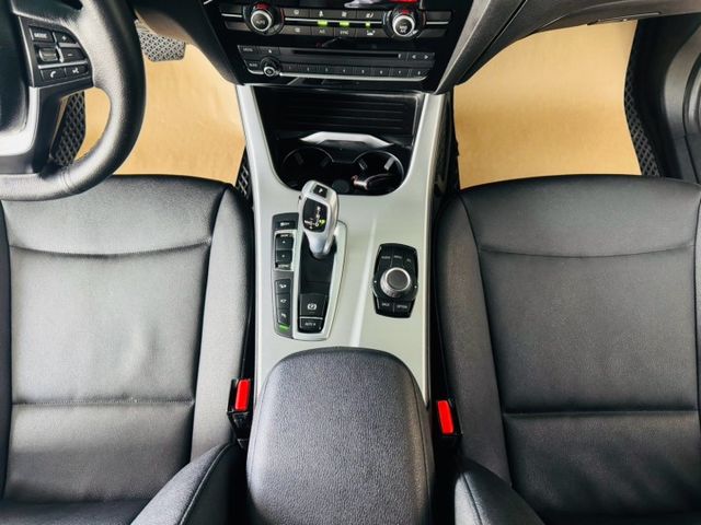 X-DRIVE 20I 配備~定速/I-KEY/摸門/雙電動座椅/單記憶座椅/換檔撥片/怠速/防滑/電動尾門 (北安店)  第10張相片