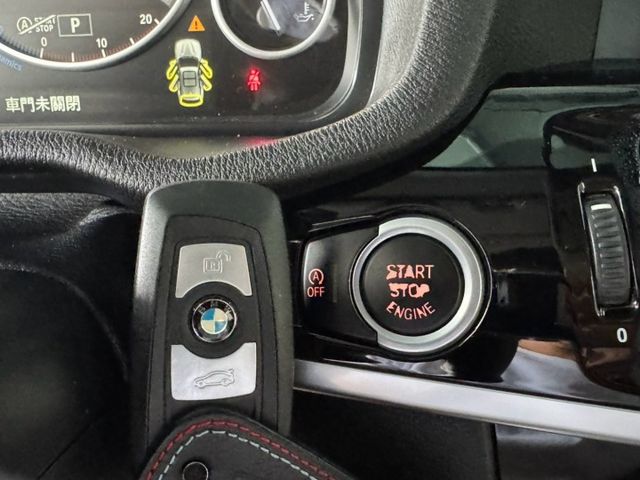X-DRIVE 20I 配備~定速/I-KEY/摸門/雙電動座椅/單記憶座椅/換檔撥片/怠速/防滑/電動尾門 (北安店)  第11張相片