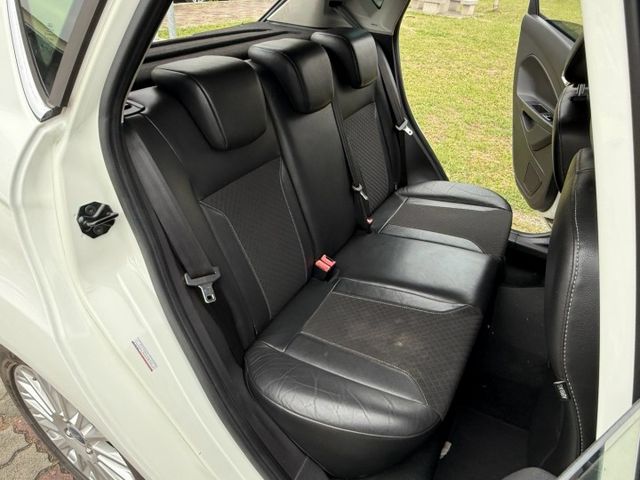 Eco Boost運動型 配備~I-KEY/摸門/快撥/倒車雷達/大燈高低 全車原鈑件 優質代步車 (海佃店)  第7張相片