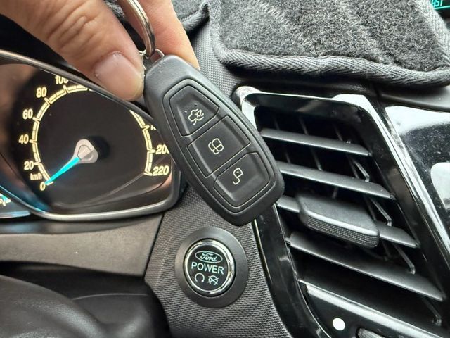 Eco Boost運動型 配備~I-KEY/摸門/快撥/倒車雷達/大燈高低 全車原鈑件 優質代步車 (海佃店)  第12張相片