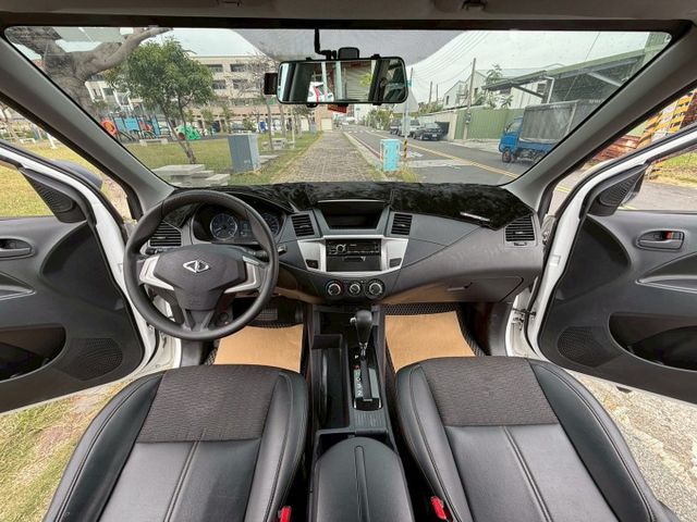 配備~倒車雷達/鋁圈/防滑/胎壓 一手車 全車原鈑件 (海佃店)  第8張相片