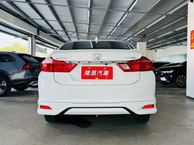 VTI-S 配備~定速/快撥/倒車顯影/衛星導航/防滑/胎壓燈/電動後視鏡/換檔撥片 優質代步車 (北安店)  第18張相片