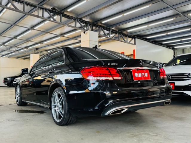 AMG 配備~I-KEY/摸門/天窗/倒車顯影/導航/雙記憶座椅/電動後視鏡/換檔撥片/定速/快撥 (海佃店)  第19張相片