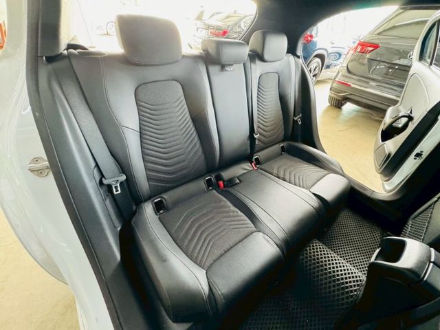 配備~I-KEY/盲點/怠速/CARPLAY/換檔撥片/單電動記憶座椅/倒車顯影/定速/電動後視鏡/LED頭燈(海佃店)  第7張相片