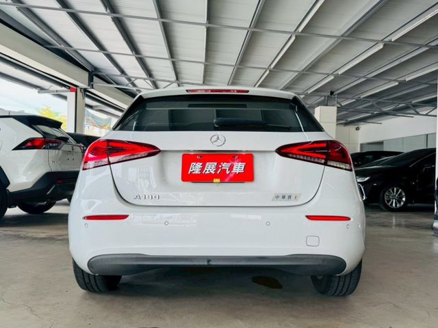 配備~I-KEY/盲點/怠速/CARPLAY/換檔撥片/單電動記憶座椅/倒車顯影/定速/電動後視鏡/LED頭燈(海佃店)  第19張相片