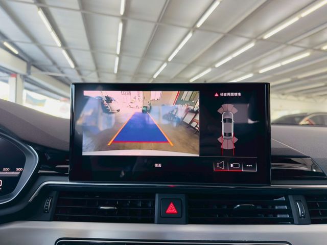 S-LINE 配備~I-KEY/摸門/盲點/ACC/雙電動座椅/換檔撥片/車道偏離/三區恆溫/CARPLAY (北安店)  第10張相片