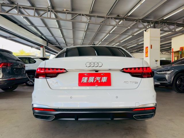 S-LINE 配備~I-KEY/摸門/盲點/ACC/雙電動座椅/換檔撥片/車道偏離/三區恆溫/CARPLAY (北安店)  第19張相片