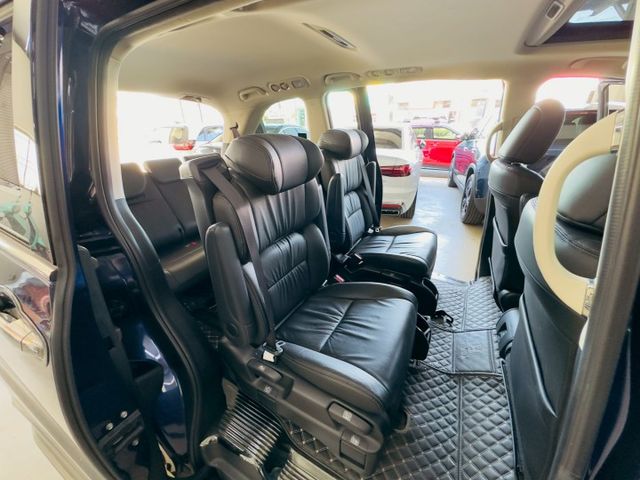 登峰版 原廠保固中 配備~I-KEY/單電動座椅/天窗/電尾門/ACC/CARPLAY/車道偏離/雙電動滑門(北安店)  第7張相片