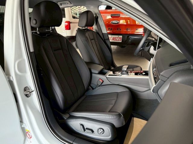 40 TFSi 配備~I-KEY/摸門/盲點/ACC/雙電動座椅/CARPLAY/單記憶椅/車道偏離/倒車顯影(海佃店)  第6張相片