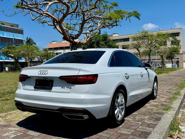 40 TFSi 配備~I-KEY/摸門/盲點/ACC/雙電動座椅/CARPLAY/單記憶椅/車道偏離/倒車顯影(海佃店)  第18張相片