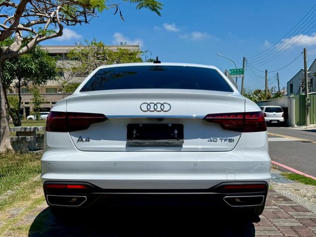 40 TFSi 配備~I-KEY/摸門/盲點/ACC/雙電動座椅/CARPLAY/單記憶椅/車道偏離/倒車顯影(海佃店)  第19張相片