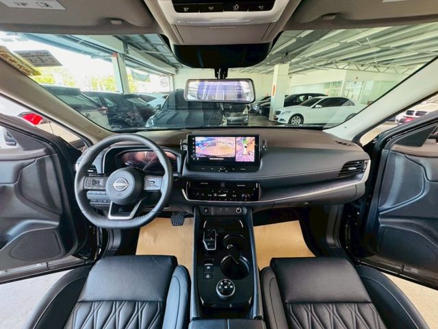 E-POWER 配備~I-KEY/摸門/天窗/雙電動記憶座椅/BOSE音響/CARPLAY/360環景/電尾門(北安店)  第8張相片