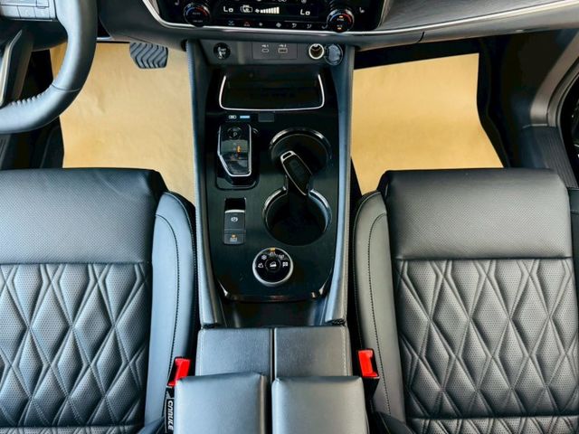 E-POWER 配備~I-KEY/摸門/天窗/雙電動記憶座椅/BOSE音響/CARPLAY/360環景/電尾門(北安店)  第11張相片