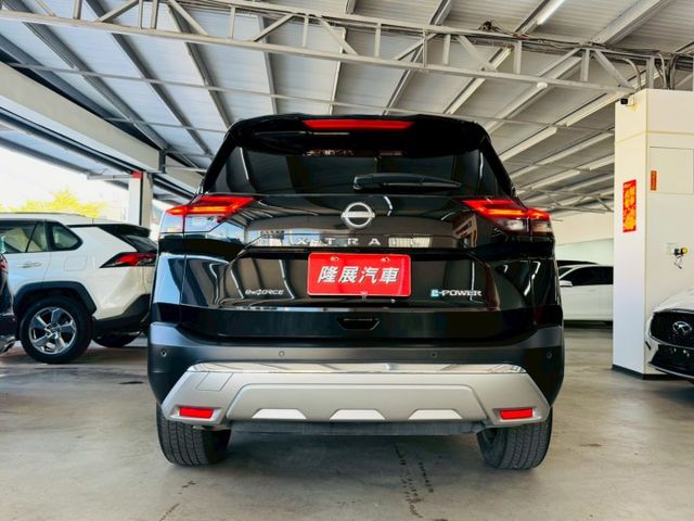 E-POWER 配備~I-KEY/摸門/天窗/雙電動記憶座椅/BOSE音響/CARPLAY/360環景/電尾門(北安店)  第19張相片