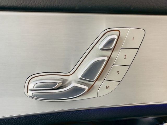 配備~I-KEY/摸門/雙電動記憶座椅/換檔撥片/CARPLAY/360環景/電動尾門/盲點/車道維持/ACC(北安店)  第15張相片