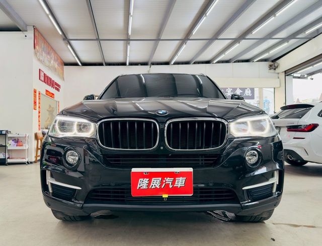 xDRIVE35i 配備~I-KEY/雙電動椅/電尾門/換檔撥片/360環景/導航/HID頭燈(北安店)  第2張相片