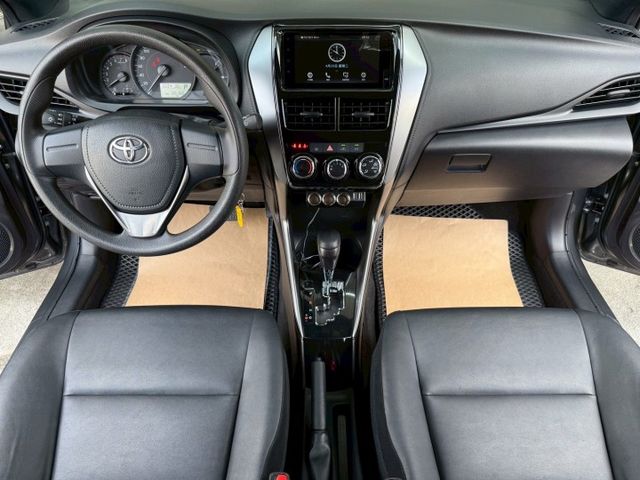 經典版 配備~ABS/倒車顯影/防滑/胎壓/電動後視鏡/藍牙 全車原鈑件 優質代步車 可全貸 (海佃店)  第11張相片