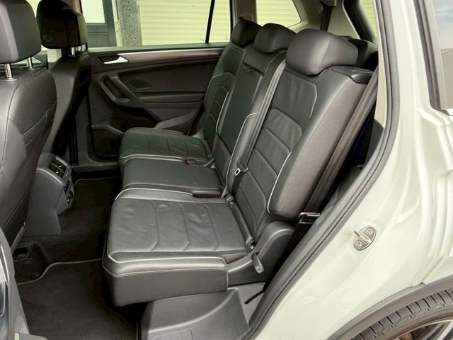 330 TSI 配備~I-KEY/摸門/雙電動記憶座椅/加熱座椅/電動尾門/360環景/車道偏離 (整備中需事先預約)  第3張相片