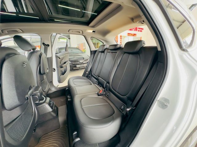 配備~I-KEY/摸門/車道偏離/腳踢尾門/抬頭顯示器/雙電動座椅/單記憶椅/倒車顯影/衛星導航 全車原鈑件 (北安店)  第5張相片