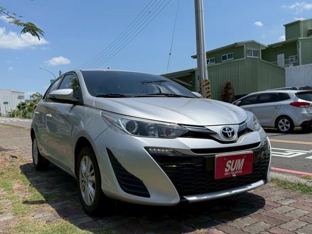 豪華版 配備~I-KEY/摸門/倒車顯影/衛星導航/快撥/恆溫/前後雷達/電動後視鏡/胎壓 (海佃店)  第3張相片