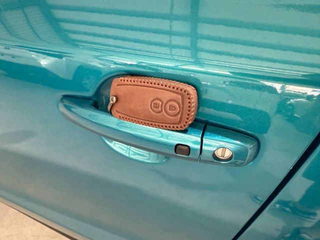 S版 配備~I-KEY/摸門/換檔撥片/車道偏離/CARPLAY/防追撞/胎壓/ACC/倒車顯影/防滑 (海佃店)  第13張相片