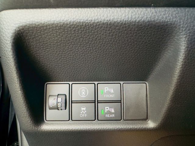 配備~I-KEY/摸門/CARPLAY/盲點/前後雷達/ACC/車道偏離/防滑/電動後視鏡/定速/LED頭燈 (北安店)  第16張相片