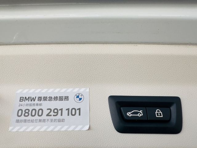 配備~I-KEY/摸門/抬頭顯示器/雙電動座椅/電動腳踢尾門/360環景/ACC/車道偏離/CARPLAY (北安店)  第16張相片