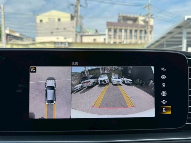 配備~I-LEY/摸門/ACC/360環景/盲點/電尾門/CARPLAY/怠速/車道偏離/雙電動座椅/全景天窗(北安店)  第9張相片
