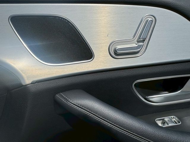 配備~I-LEY/摸門/ACC/360環景/盲點/電尾門/CARPLAY/怠速/車道偏離/雙電動座椅/全景天窗(北安店)  第14張相片