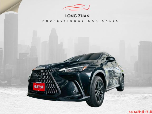 菁英版配備~I-KEY/摸門/360環景/盲點/腳踢電尾門/車道偏離/ACC/CARPLAY/電熱椅/換檔撥片(北安店)  第1張相片